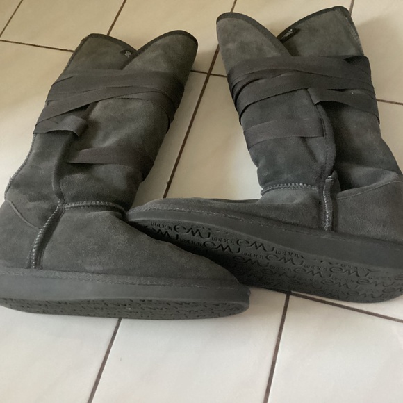 EMU Ribbon Wrap Gray Suede Wool lined tall boots Size: W7 - Picture 2 of 10